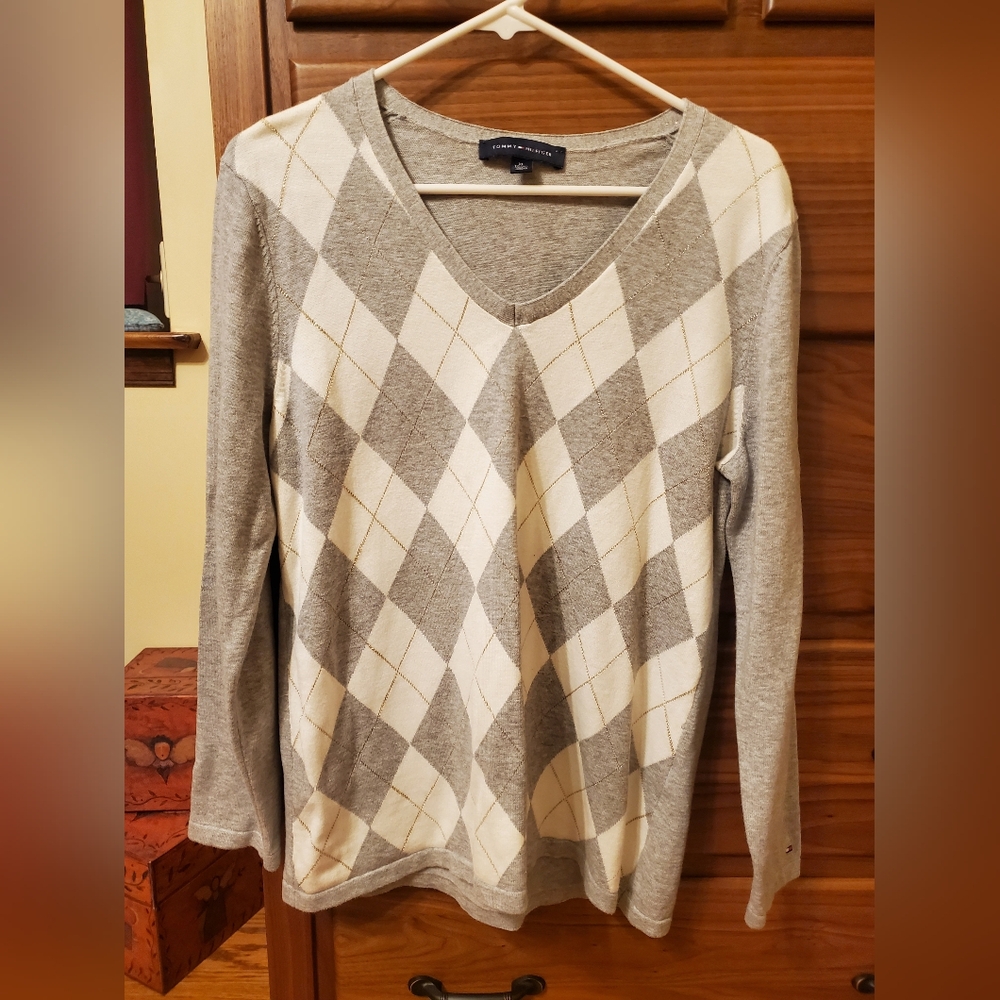 Tommy Hilfiger XL argyle long sleeve top